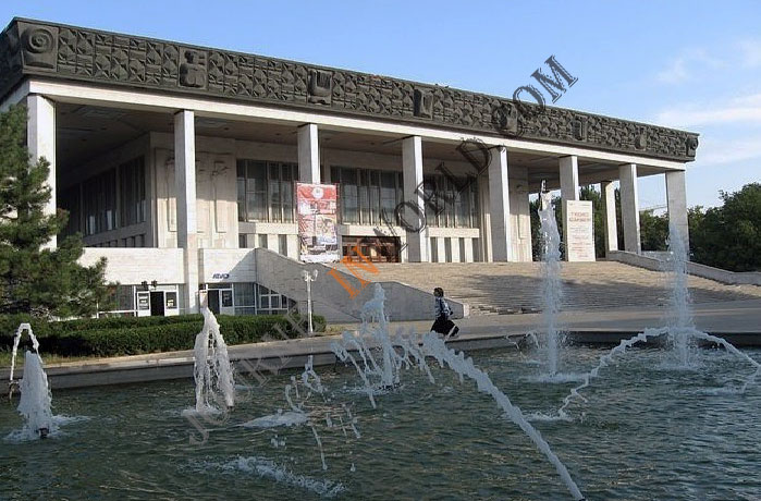 Medium size - left floating